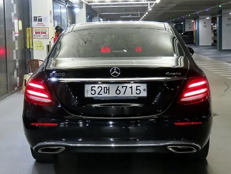 Mercedes-Benz E 300 4Matic Exclusive, снимка 5 - Автомобили и джипове - 55915221