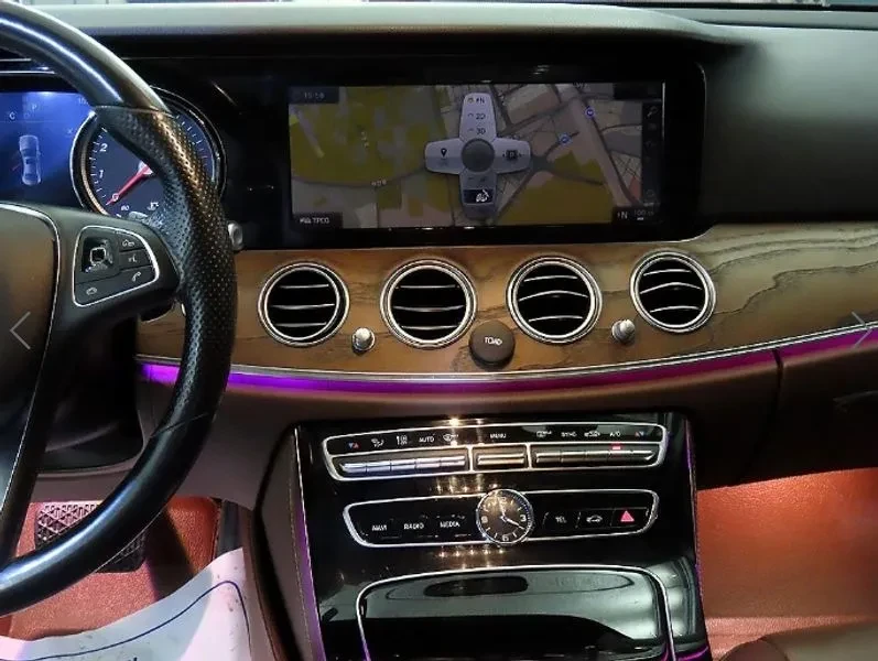 Mercedes-Benz E 300 4Matic Exclusive, снимка 11 - Автомобили и джипове - 55915221
