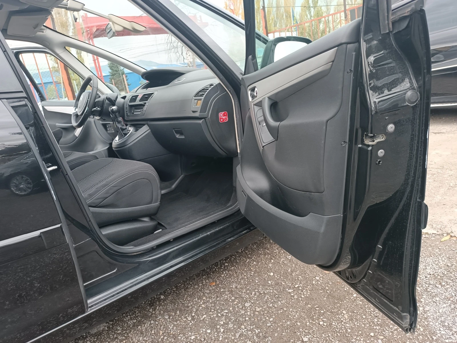 Citroen C4 Picasso | Mobile.bg — изображение 12