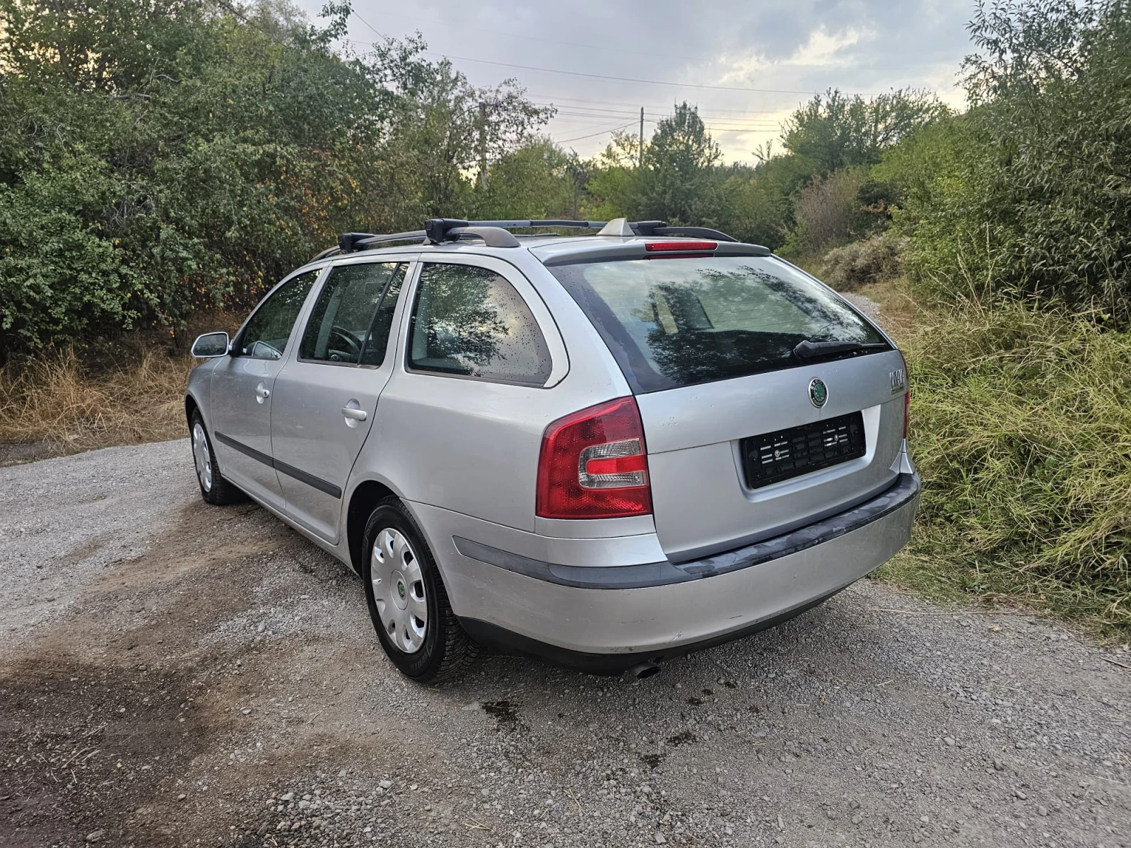 Skoda Octavia 1.6 MPI GPL - изображение 6