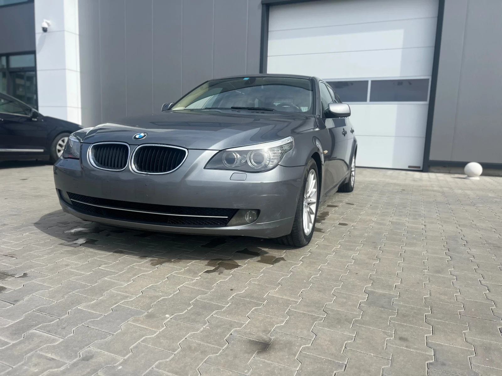 BMW 520  - изображение 2