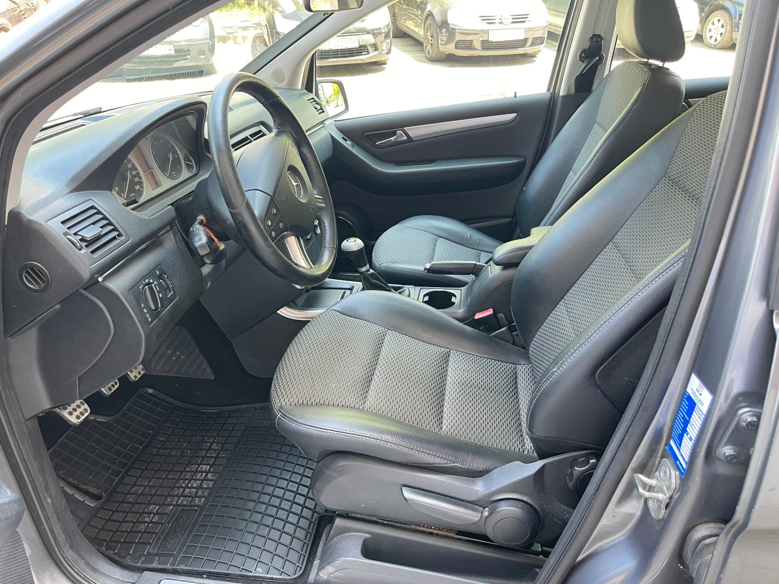 Mercedes-Benz B 170  КЛИМАТРОНИК  - изображение 8