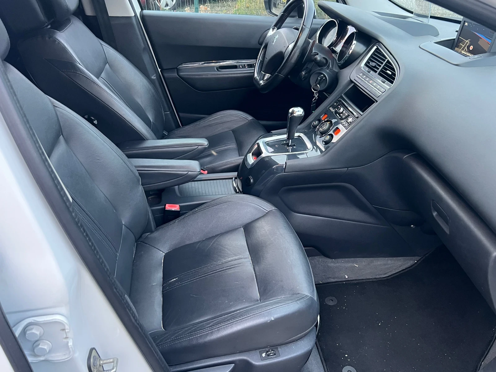 Peugeot 5008 1.6e-HDI - изображение 7
