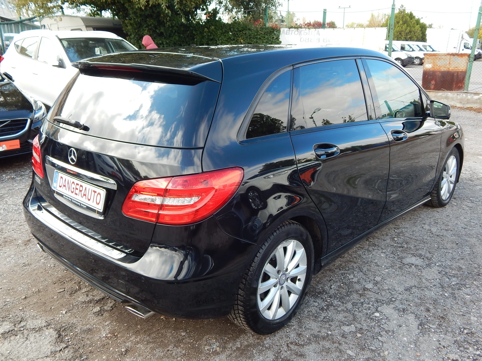 Mercedes-Benz B 200 2.0cdi* AMG* PREMIUM*  - изображение 4
