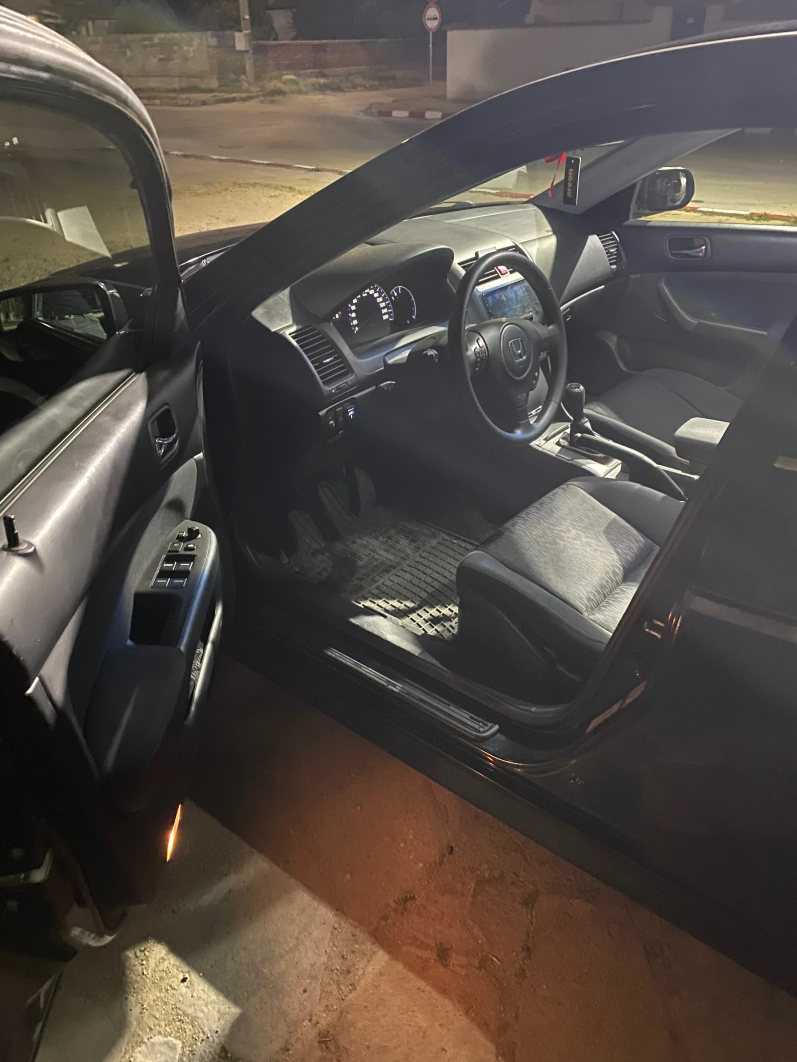 Honda Accord  - изображение 9