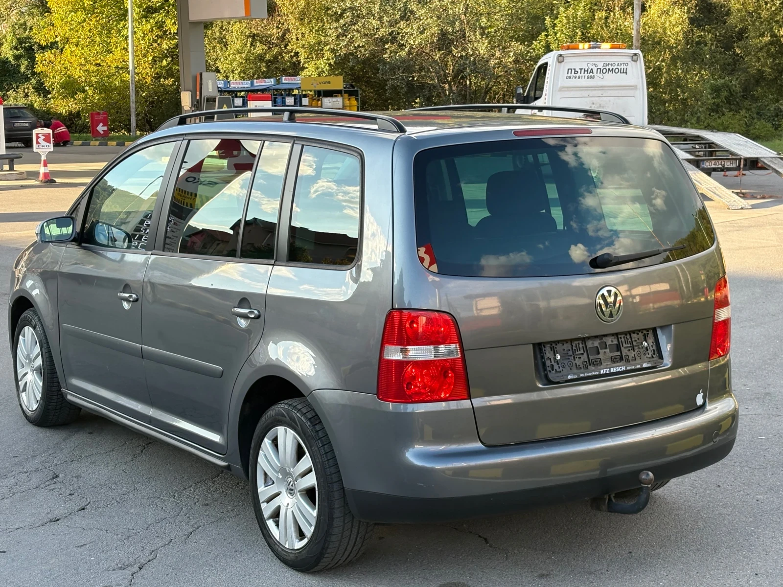 VW Touran 1.9TDI DSG - изображение 3