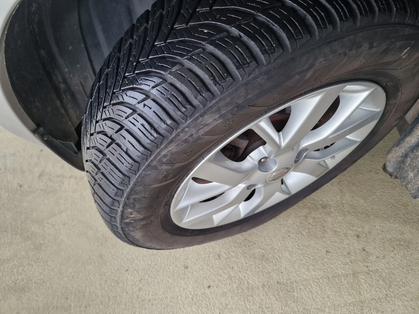 Nissan Note 1.5 90kc EURO 5B - изображение 8