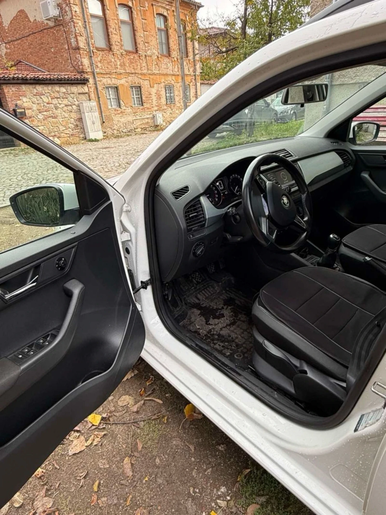 Skoda Fabia | Mobile.bg   12