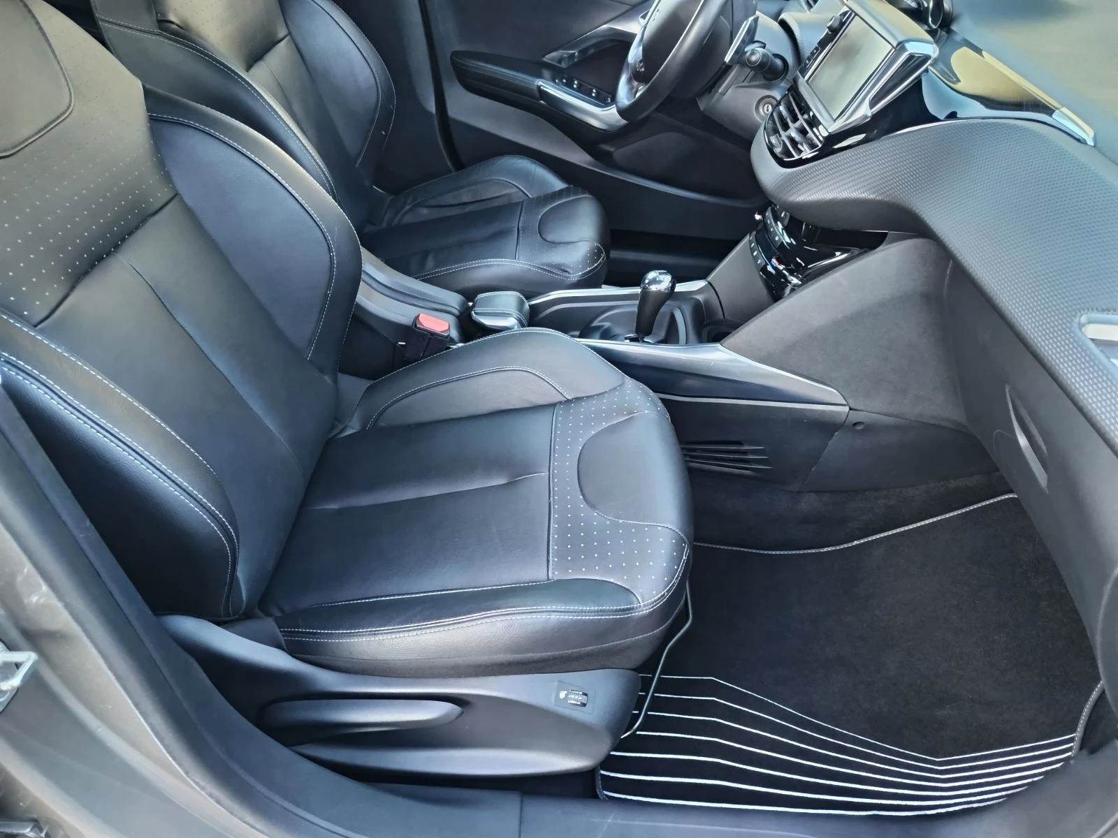 Peugeot 2008 PREMIUM AVTOMAT+  +   | Mobile.bg   10