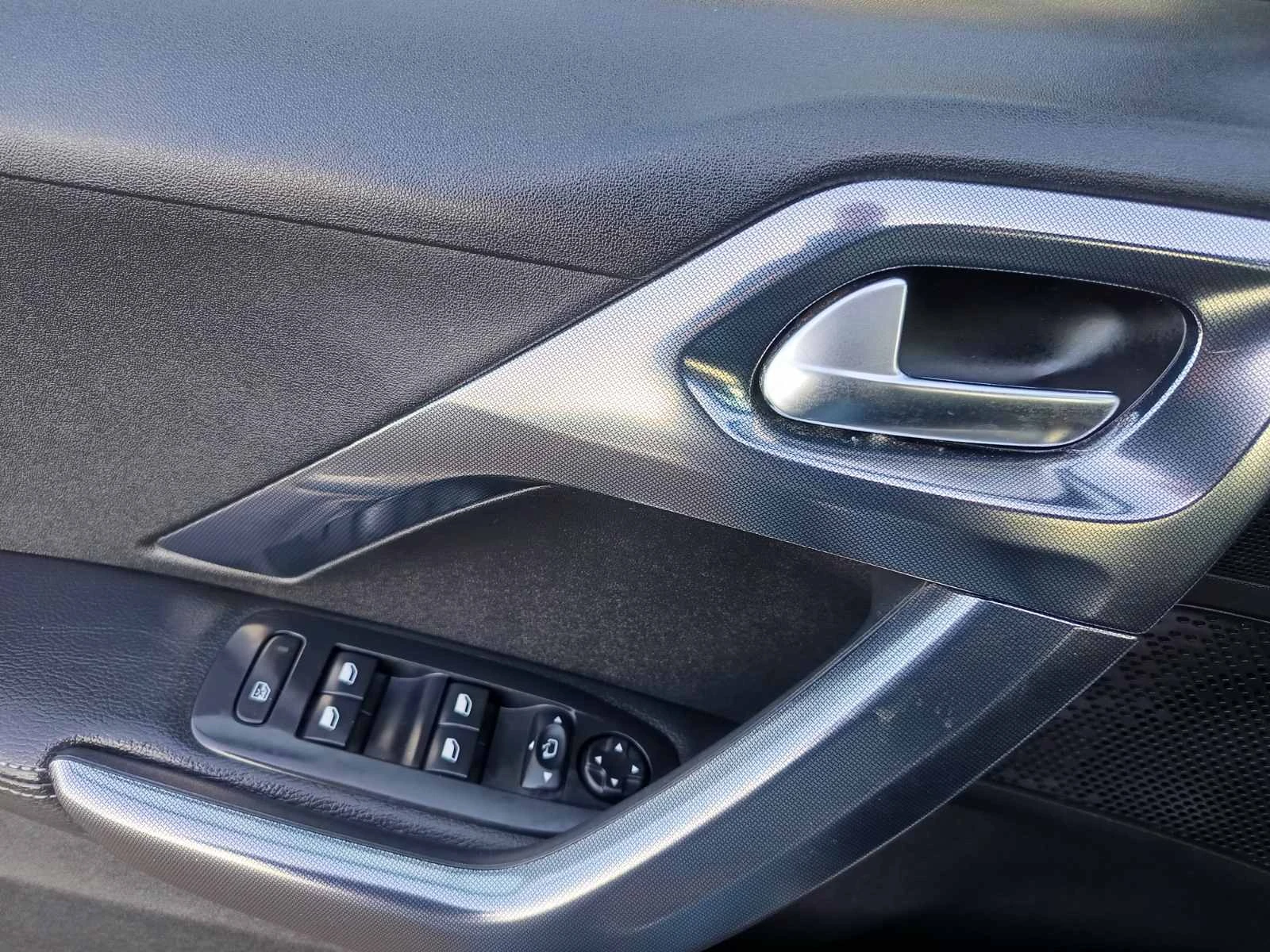 Peugeot 2008 PREMIUM AVTOMAT+  +   | Mobile.bg   16