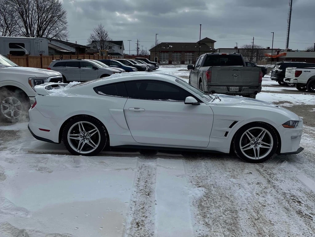 Ford Mustang * GT * CARFAX * ��� ������������ ������ | Mobile.bg � ����������� 3