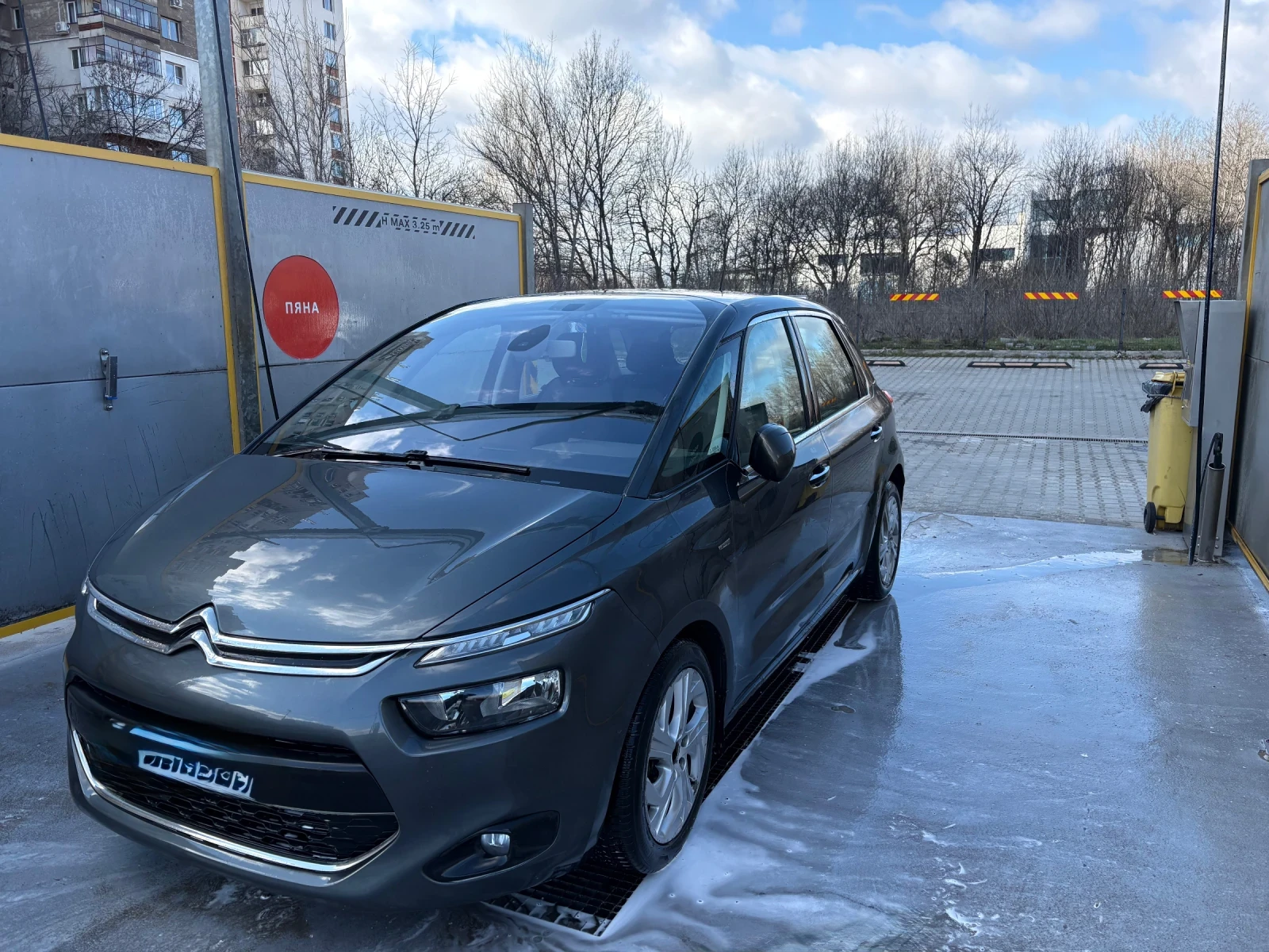 Citroen C4 Picasso Exclusive 1.6hdi - изображение 2