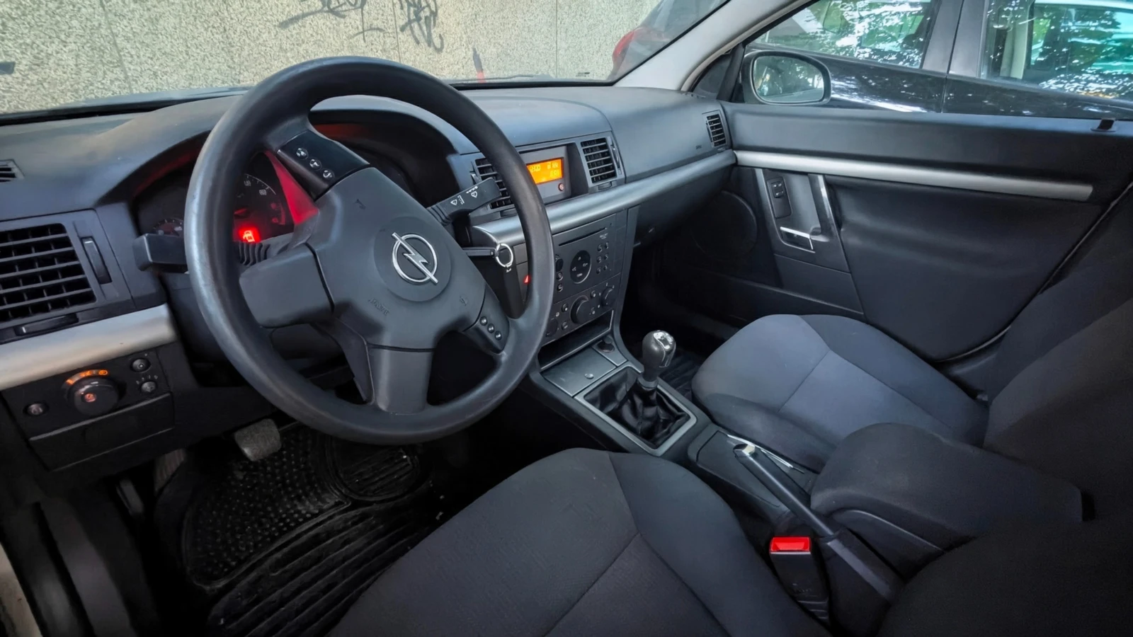 Opel Vectra 1.8s, снимка 6 - Автомобили и джипове - 53755418