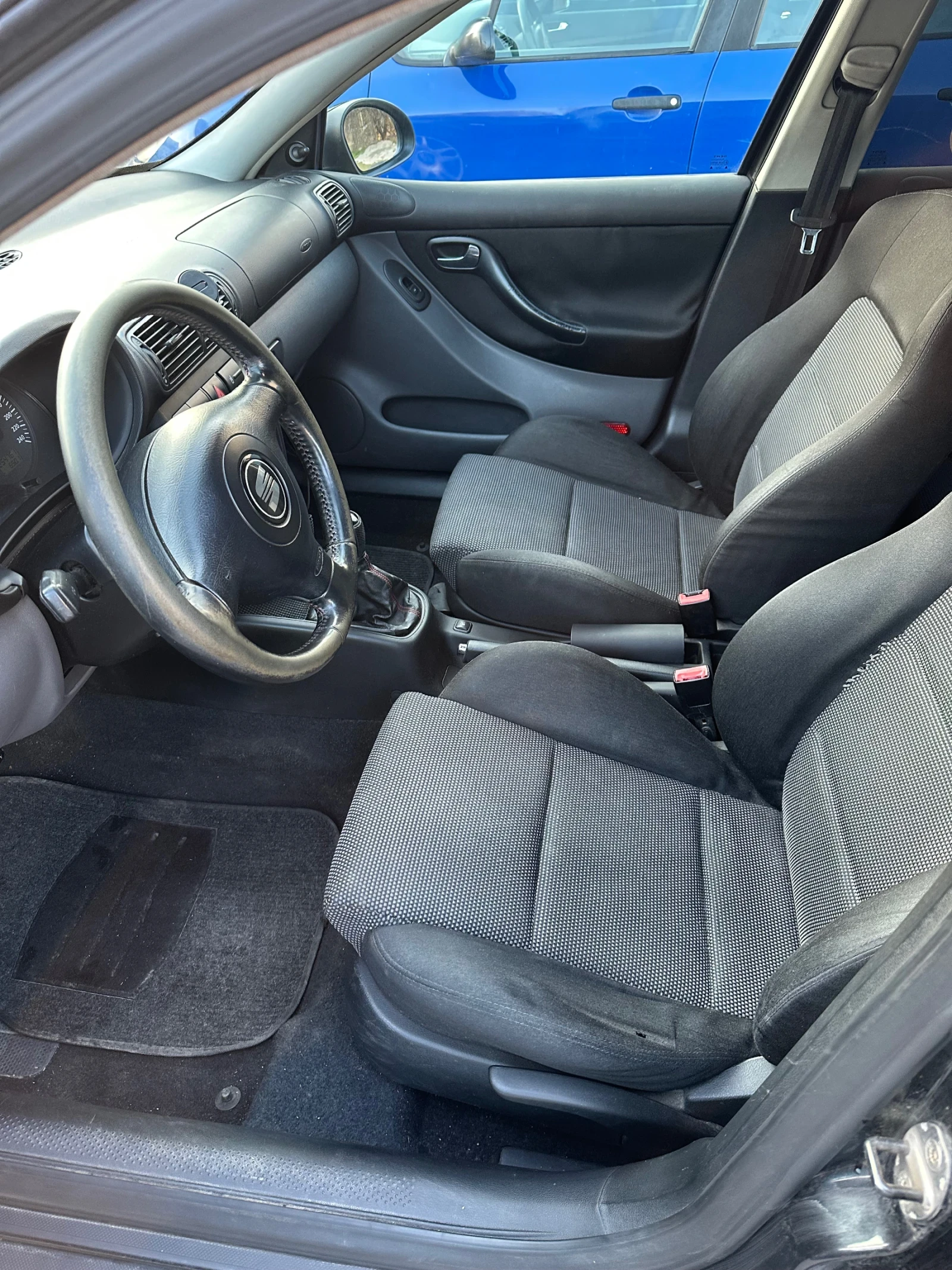 Seat Leon, снимка 11 - Автомобили и джипове - 53875864