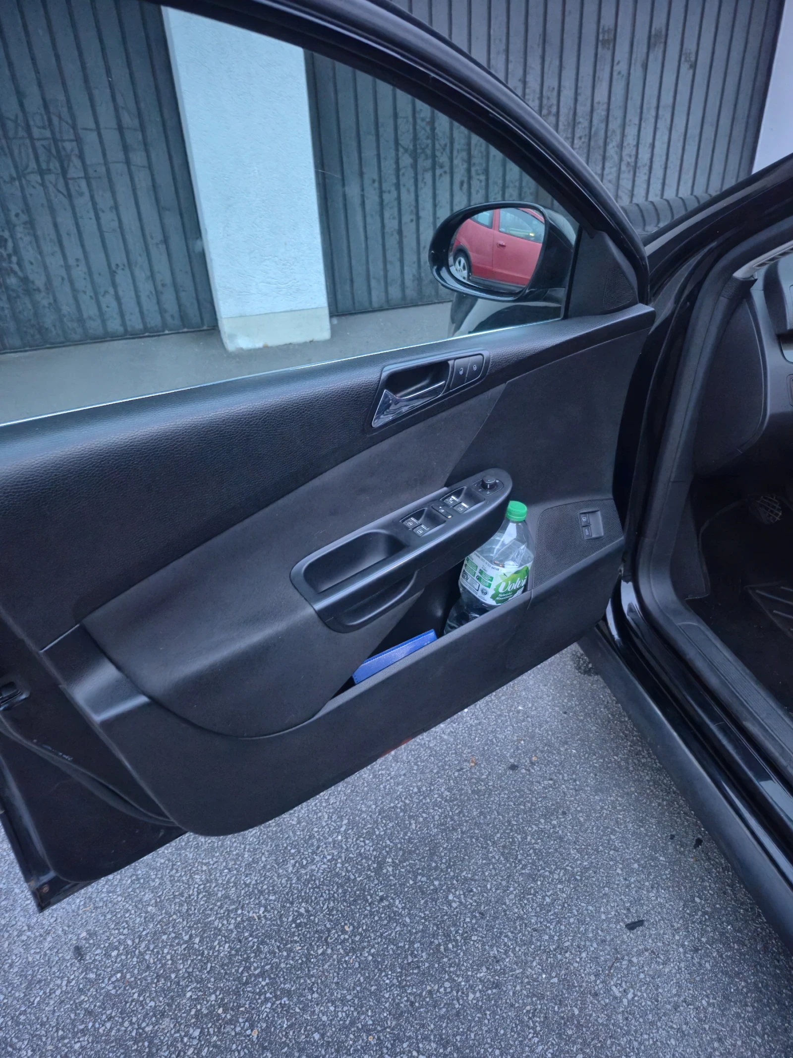 VW Passat, снимка 15 - Автомобили и джипове - 53946674