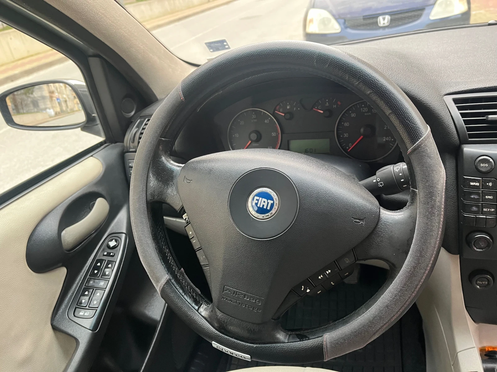 Fiat Stilo, снимка 15 - Автомобили и джипове - 53952249