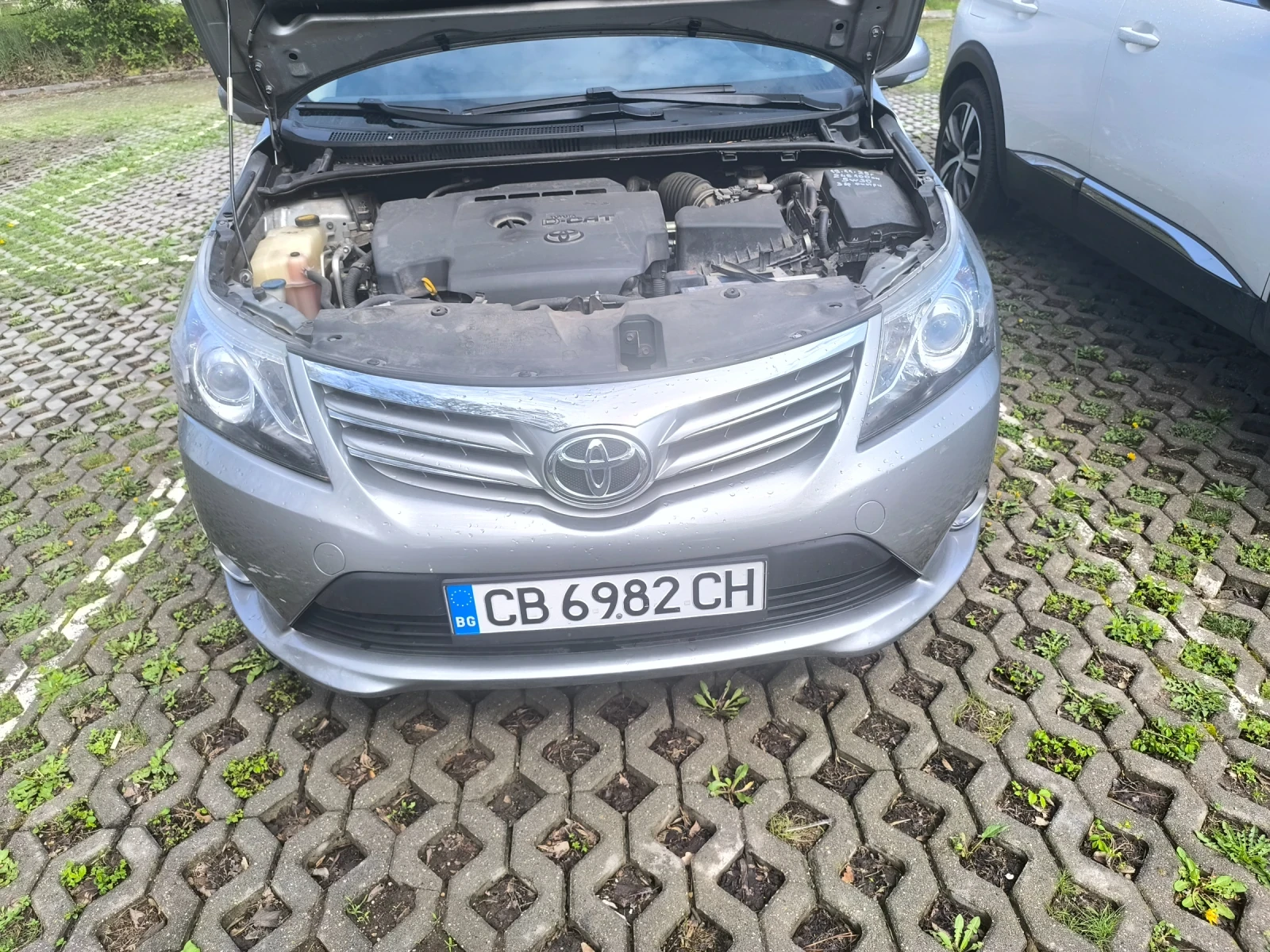 Toyota Avensis Т27 комби, снимка 5 - Автомобили и джипове - 54235688
