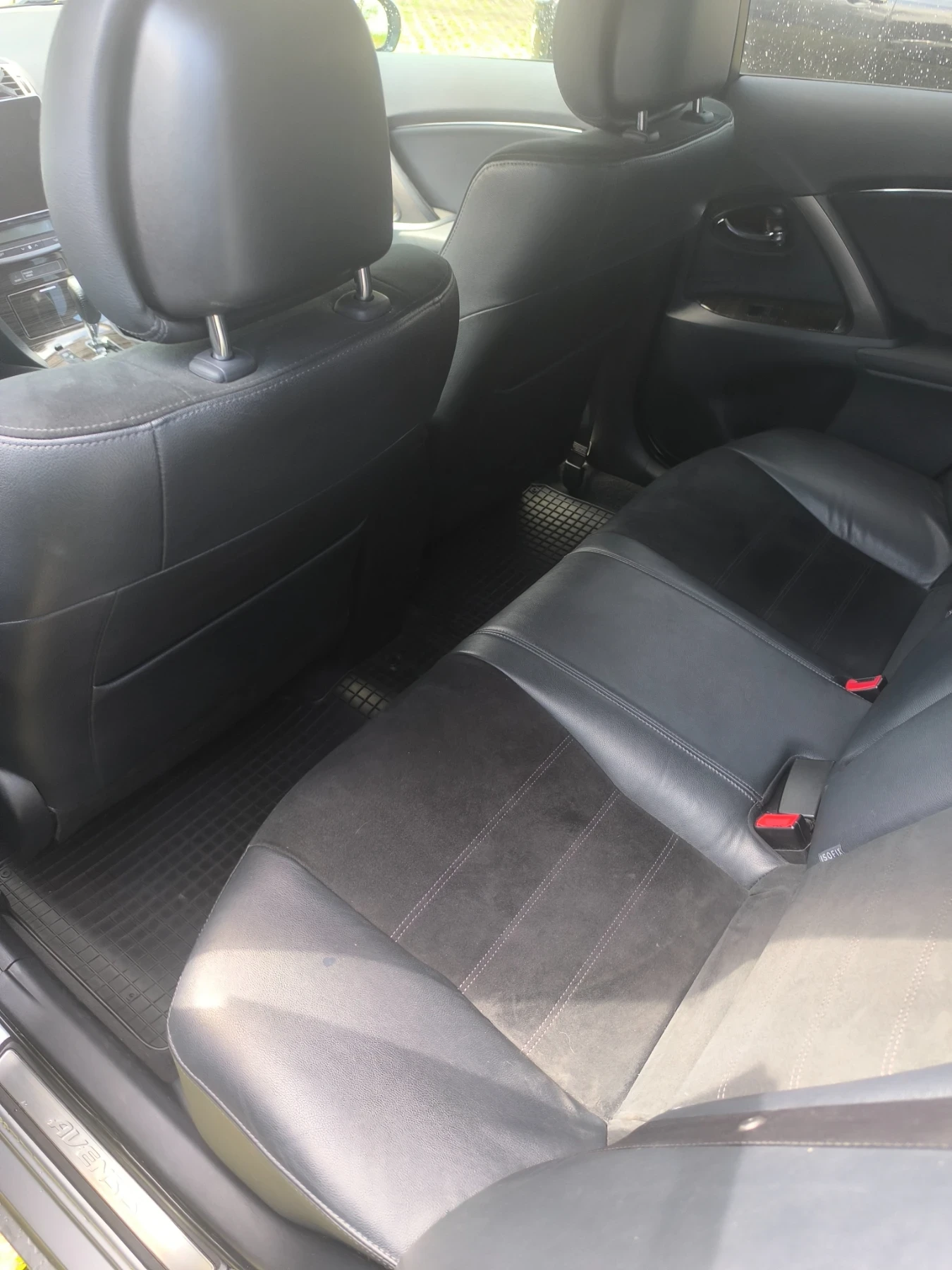 Toyota Avensis Т27 комби