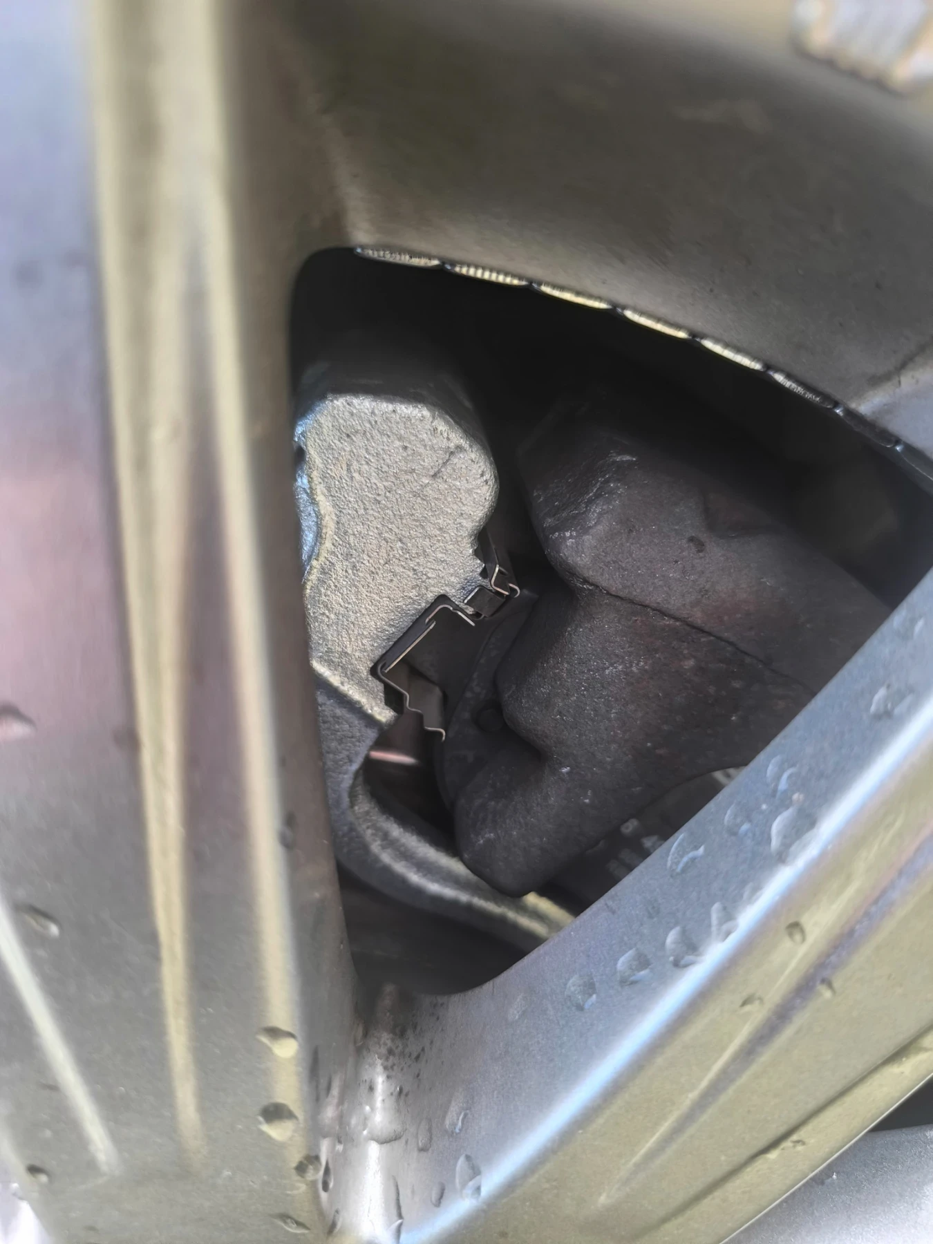 Toyota Avensis Т27 комби, снимка 9 - Автомобили и джипове - 54235688