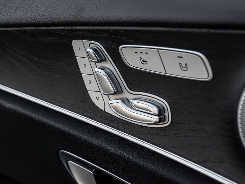 Mercedes-Benz E 400 4MATIC Wagon AWD, снимка 10 - Автомобили и джипове - 55218649