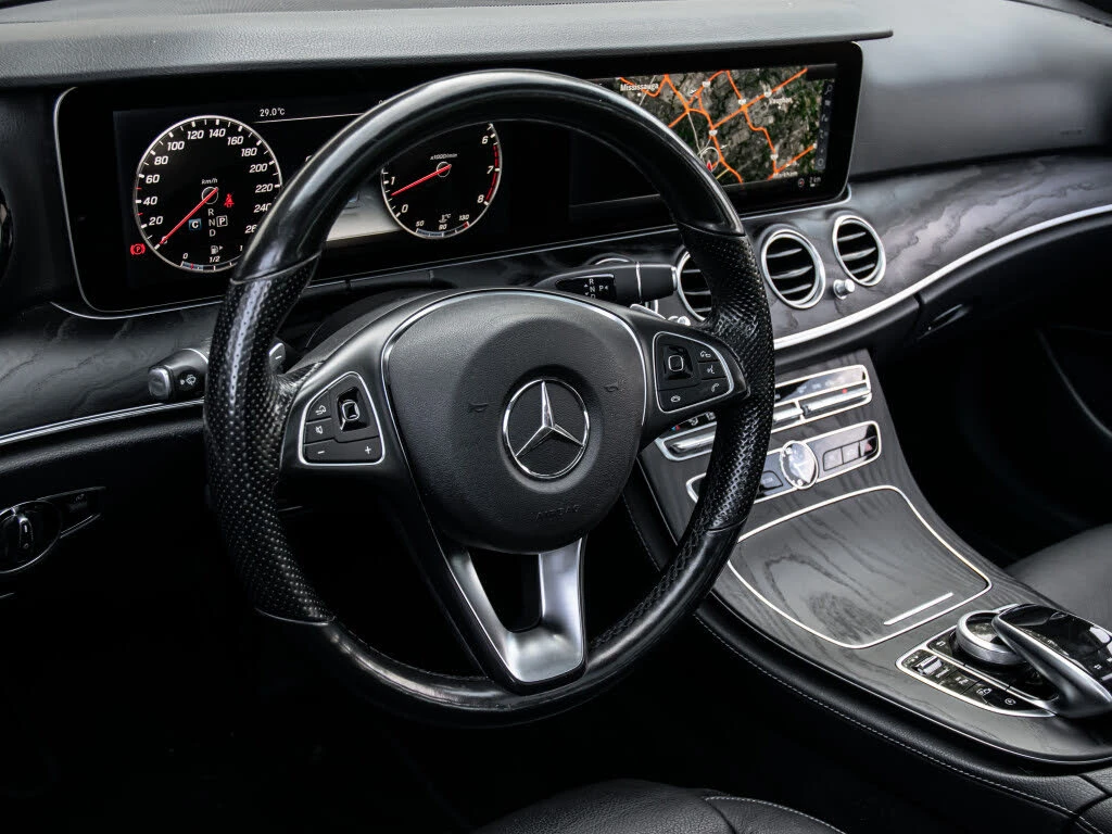 Mercedes-Benz E 400 4MATIC Wagon AWD, снимка 7 - Автомобили и джипове - 55218649