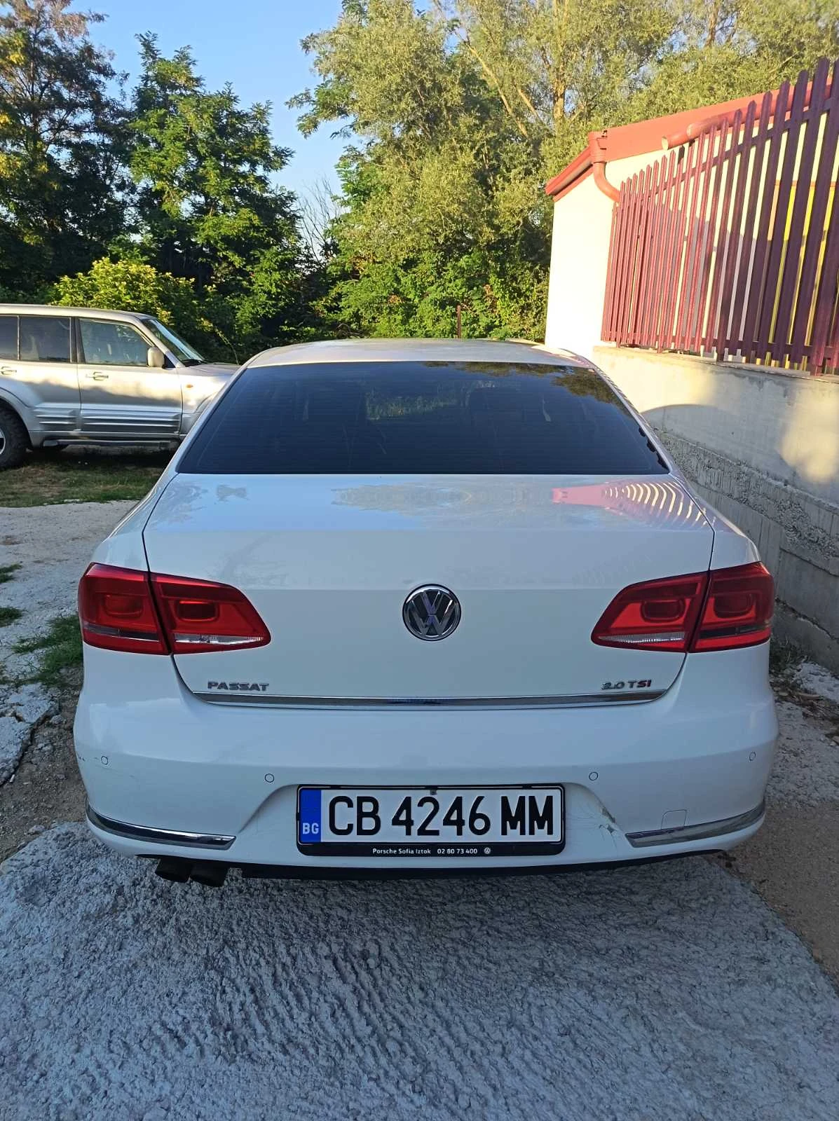 VW Passat B7 TSI 2.0, снимка 5 - Автомобили и джипове - 55493005