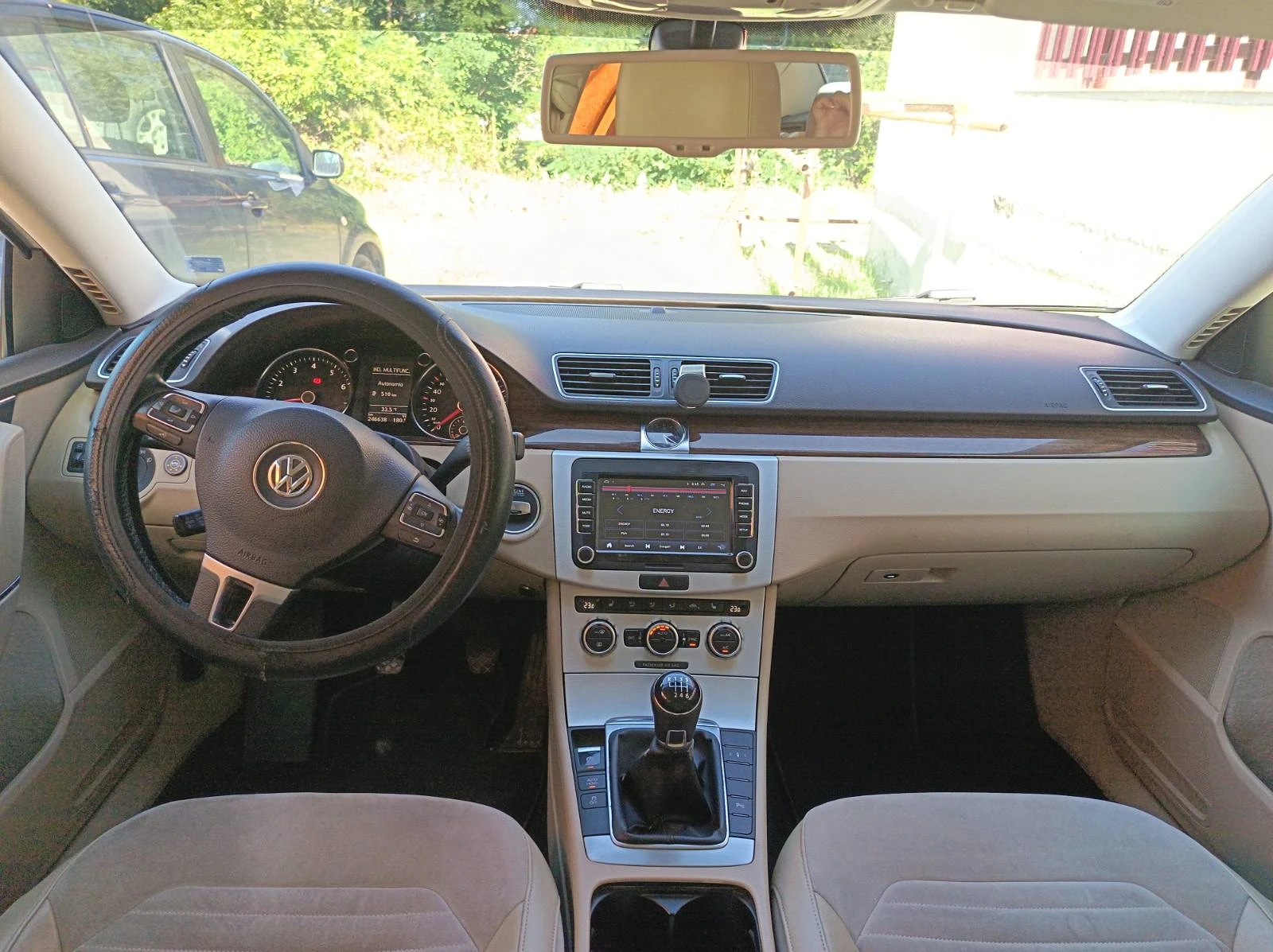 VW Passat B7 TSI 2.0, снимка 6 - Автомобили и джипове - 55493005