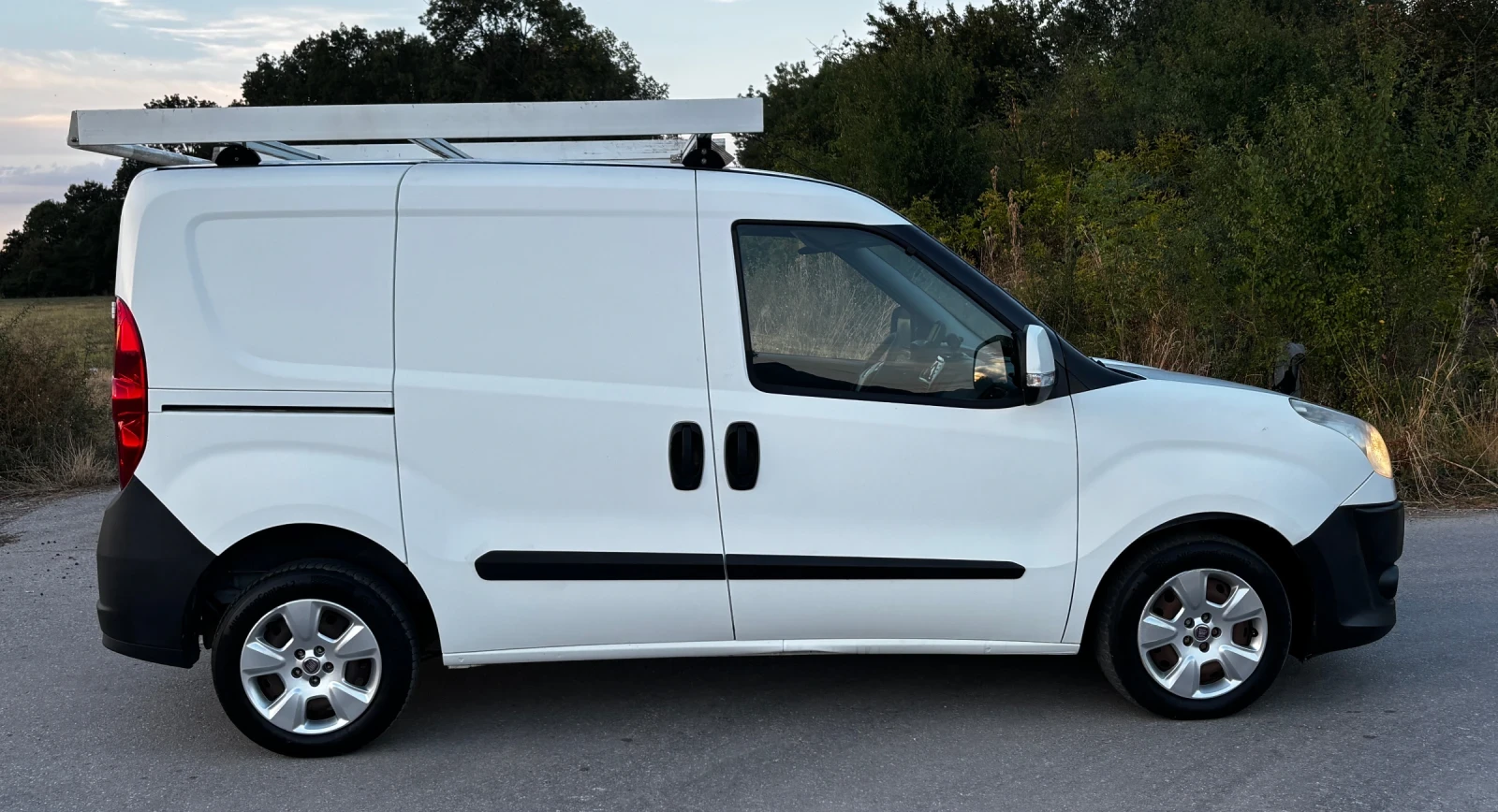 Fiat Doblo 1.3mjet/90к.с - Италия, снимка 8 - Автомобили и джипове - 55931213
