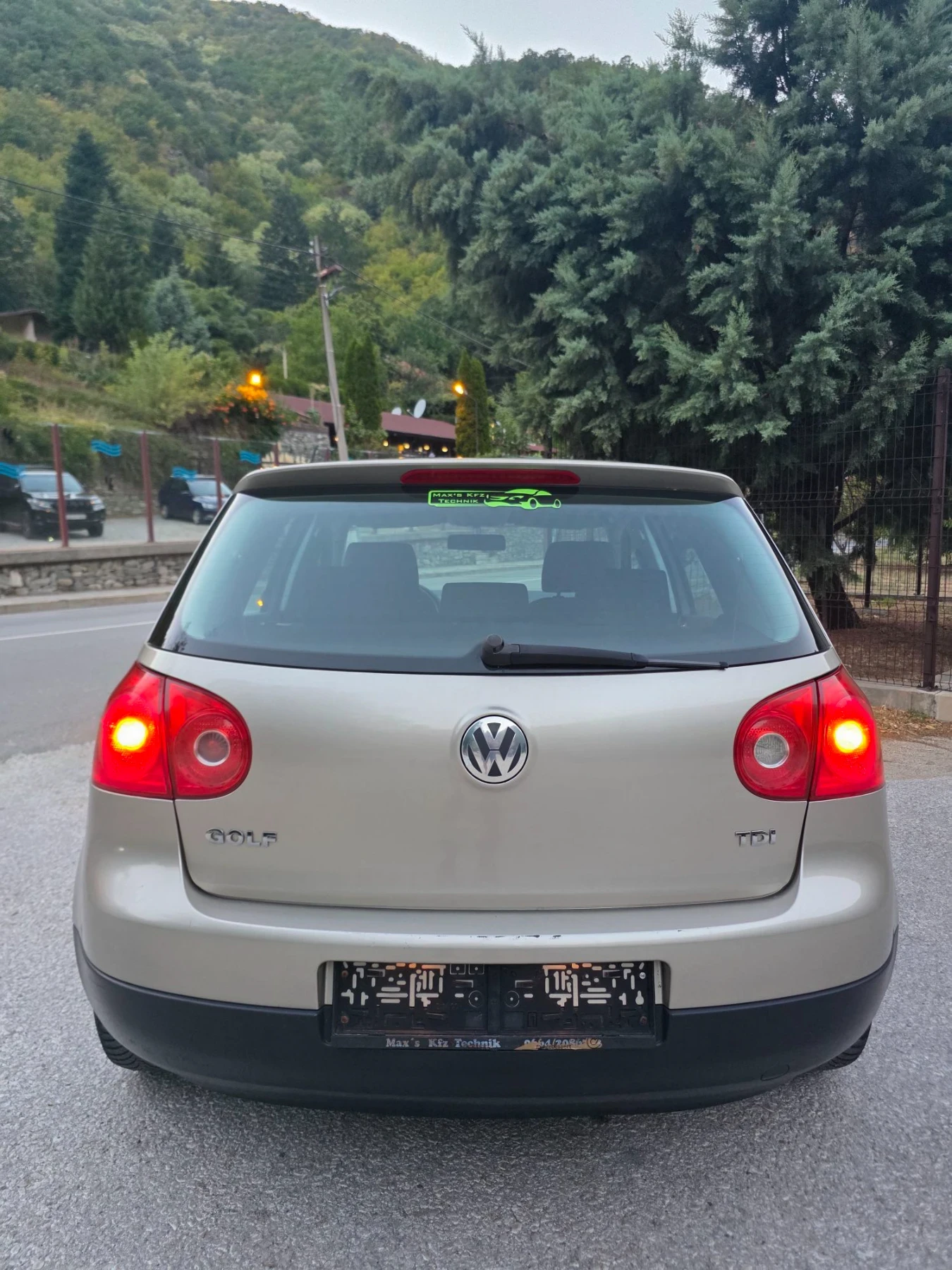 VW Golf 1.9TDI * Климатроник* Темпомат* , снимка 6 - Автомобили и джипове - 56107040