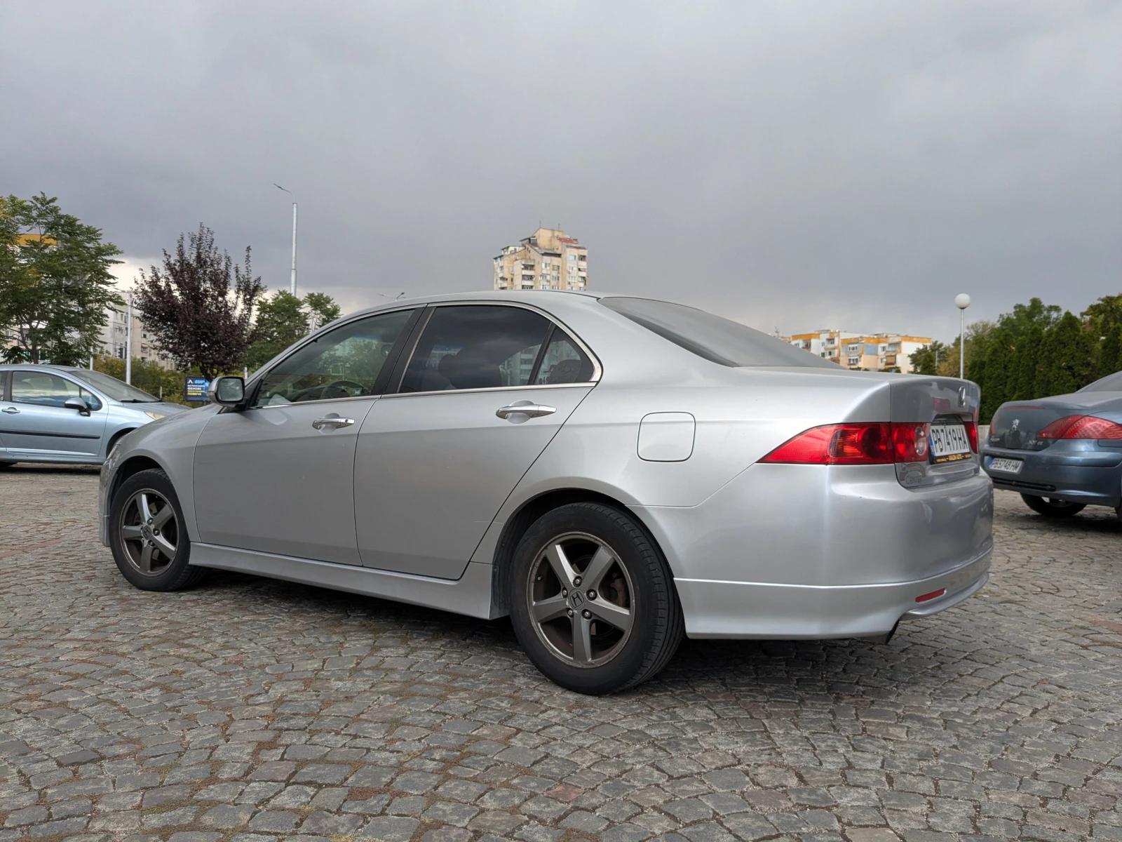 Honda Accord, снимка 2 - Автомобили и джипове - 56197162
