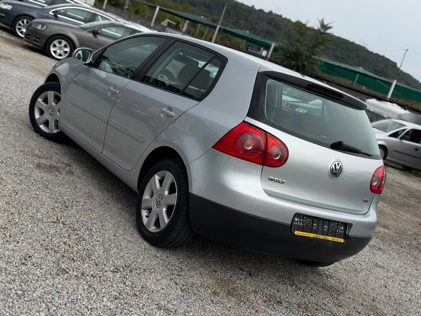 VW Golf 1.9TDI 90кс НАВИ , снимка 4 - Автомобили и джипове - 56270913