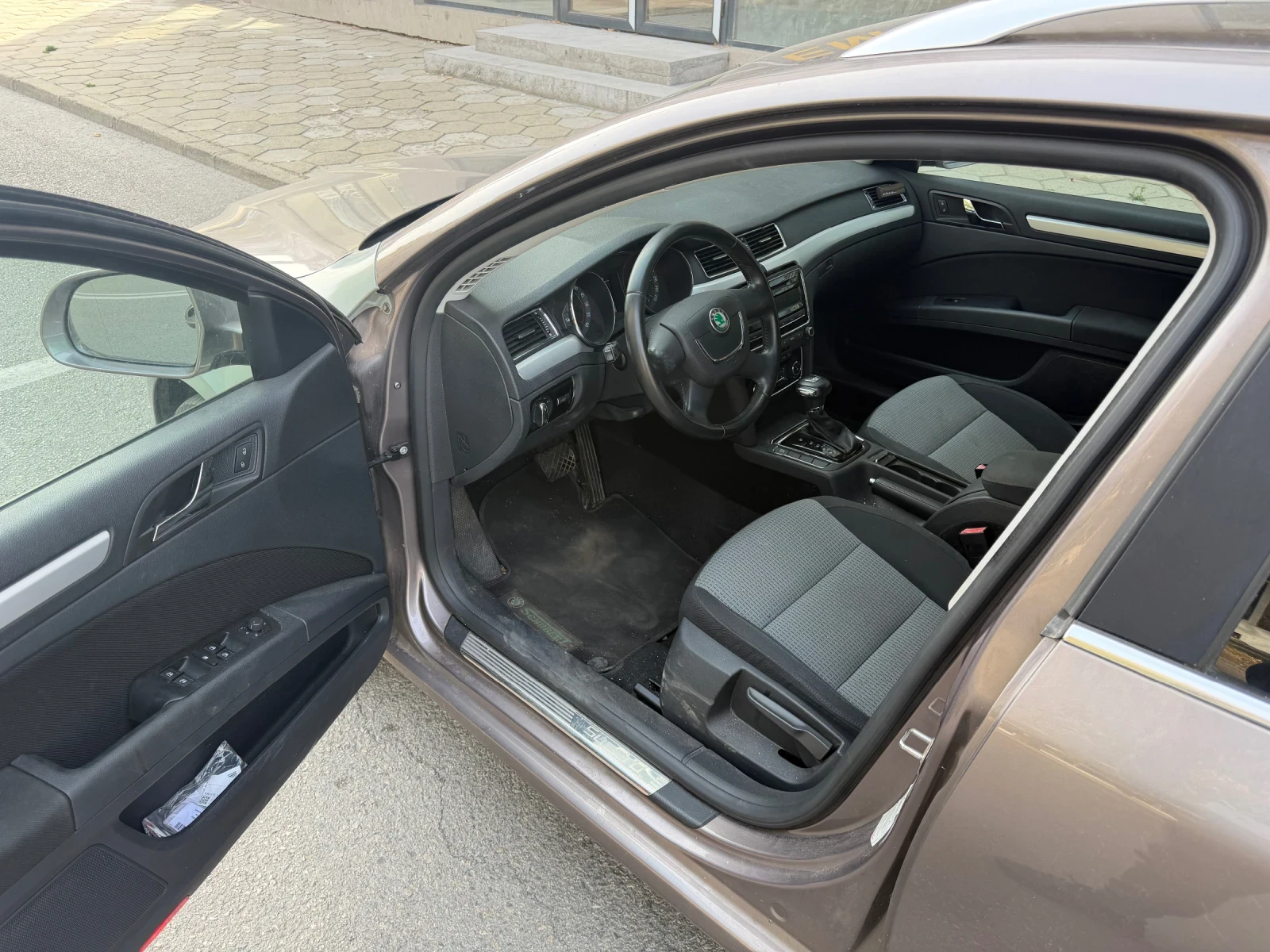 Skoda Superb 2.0tdi Dsg * ������ | Mobile.bg � ����������� 7
