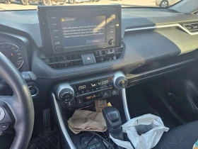 Toyota Rav4 * XLE * CARFAX * ПЕРФЕКТНО СЕРВИЗИРАНА *  | Auto.bg — изображение 9
