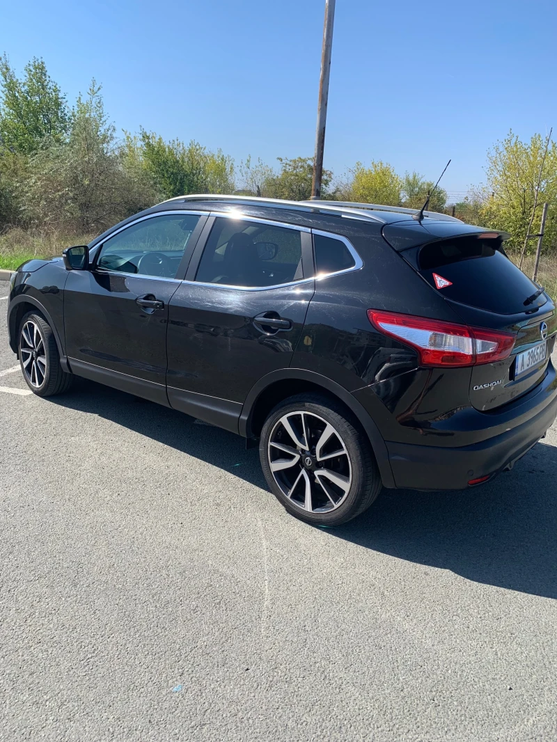 Nissan Qashqai 1.5 DCI, снимка 9 - Автомобили и джипове - 47697247