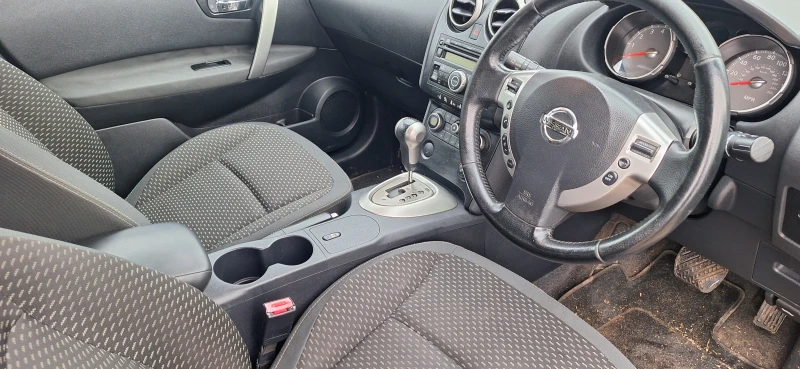 Nissan Qashqai 2.0i НА ЧАСТИ , снимка 6 - Автомобили и джипове - 48197017