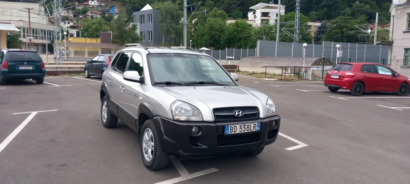 Hyundai Tucson 2.0CRDI 187432km, снимка 12 - Автомобили и джипове - 52556920