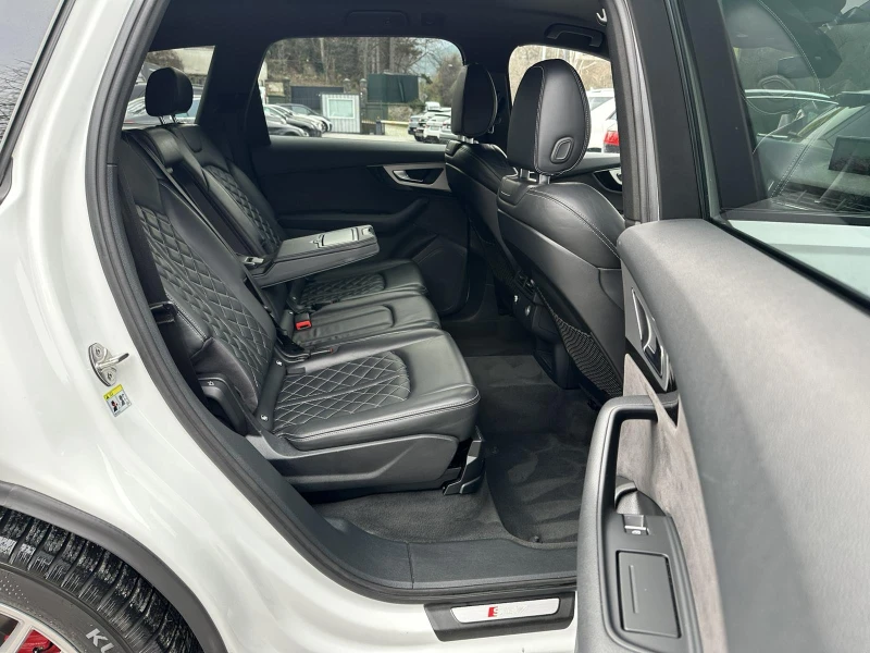Audi SQ7 S LINE / QUATTRO / CAMERA /, снимка 16 - Автомобили и джипове - 52645524