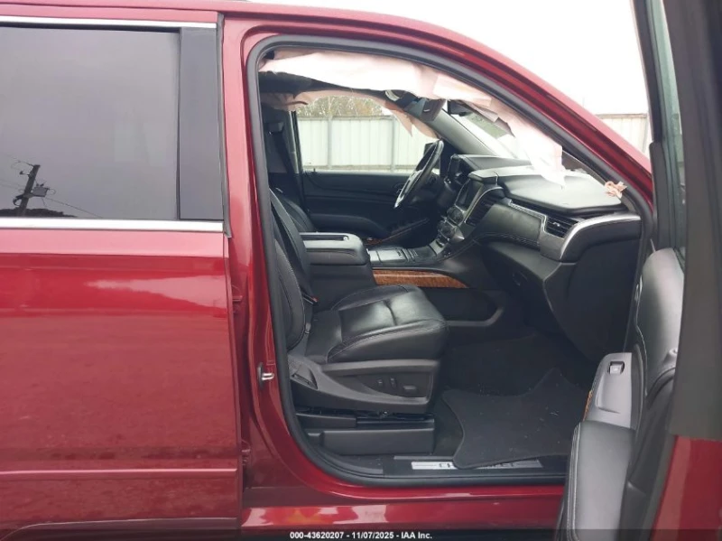 Chevrolet Tahoe 5.3L V-8 DI, VVT, 355HP 4X2 Drive, снимка 12 - Автомобили и джипове - 52851117