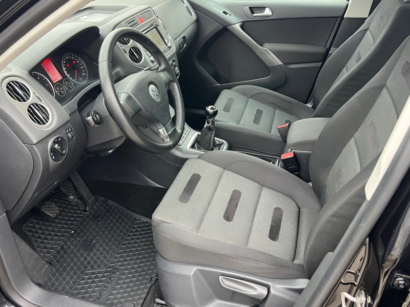 VW Tiguan 2.0TDI, 170ps, 4-MOTION, снимка 8 - Автомобили и джипове - 53213006