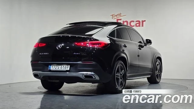 Mercedes-Benz GLE 400, снимка 3 - Автомобили и джипове - 54337304