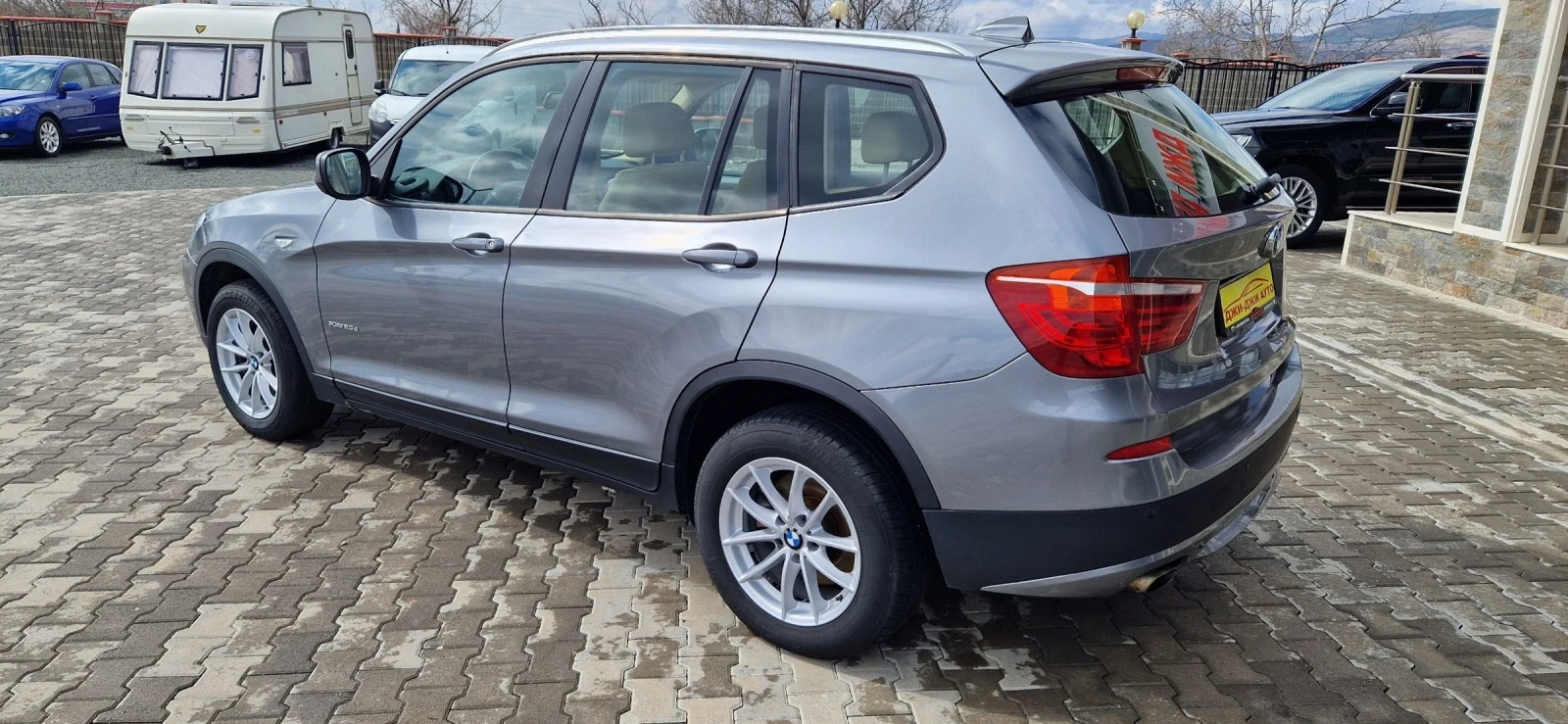 BMW X3 2.0 D X drive - изображение 6