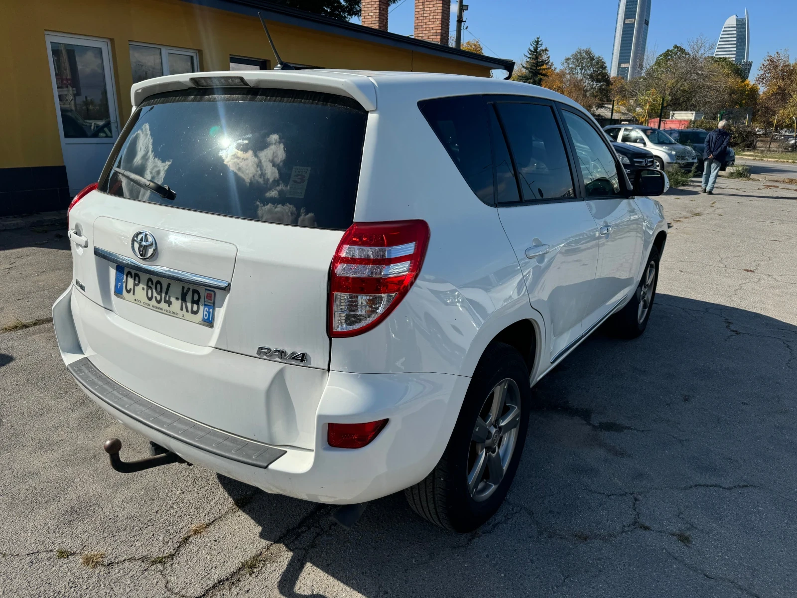 Toyota Rav4 2.2 D4D - изображение 4