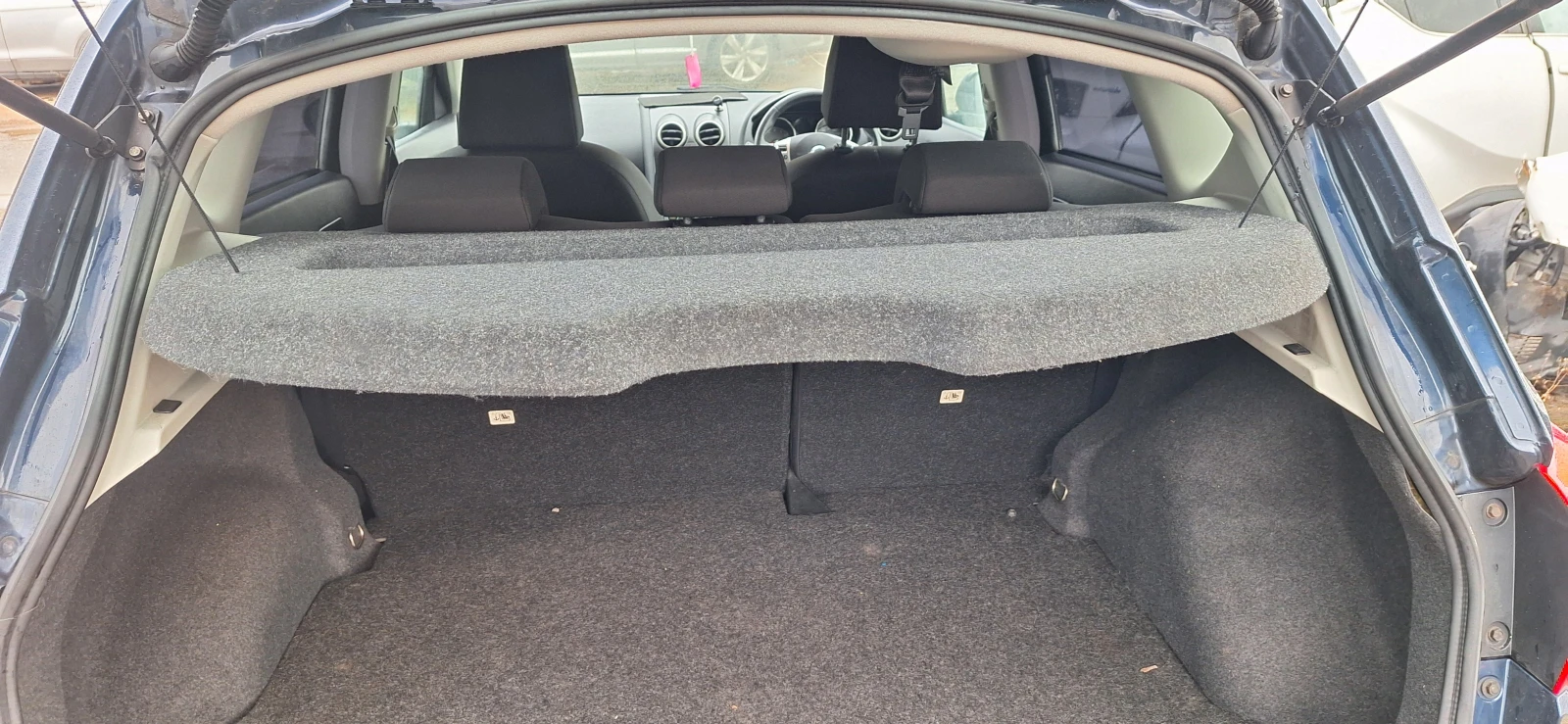 Nissan Qashqai 2.0i    | Mobile.bg   13