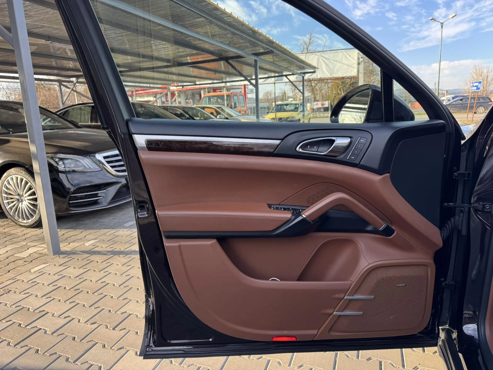 Porsche Cayenne S FACELIFT - изображение 8