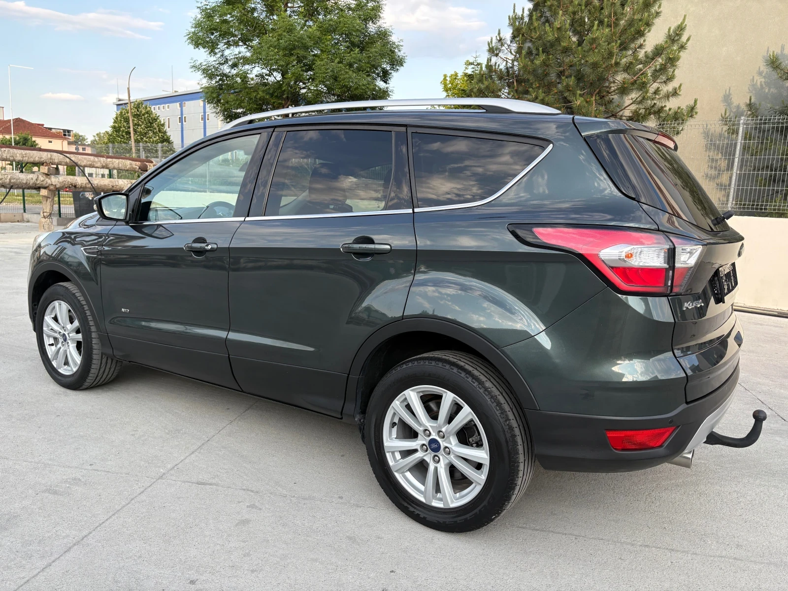 Ford Kuga 4x4 2.0 diesel 150kc Euro 6 - изображение 4