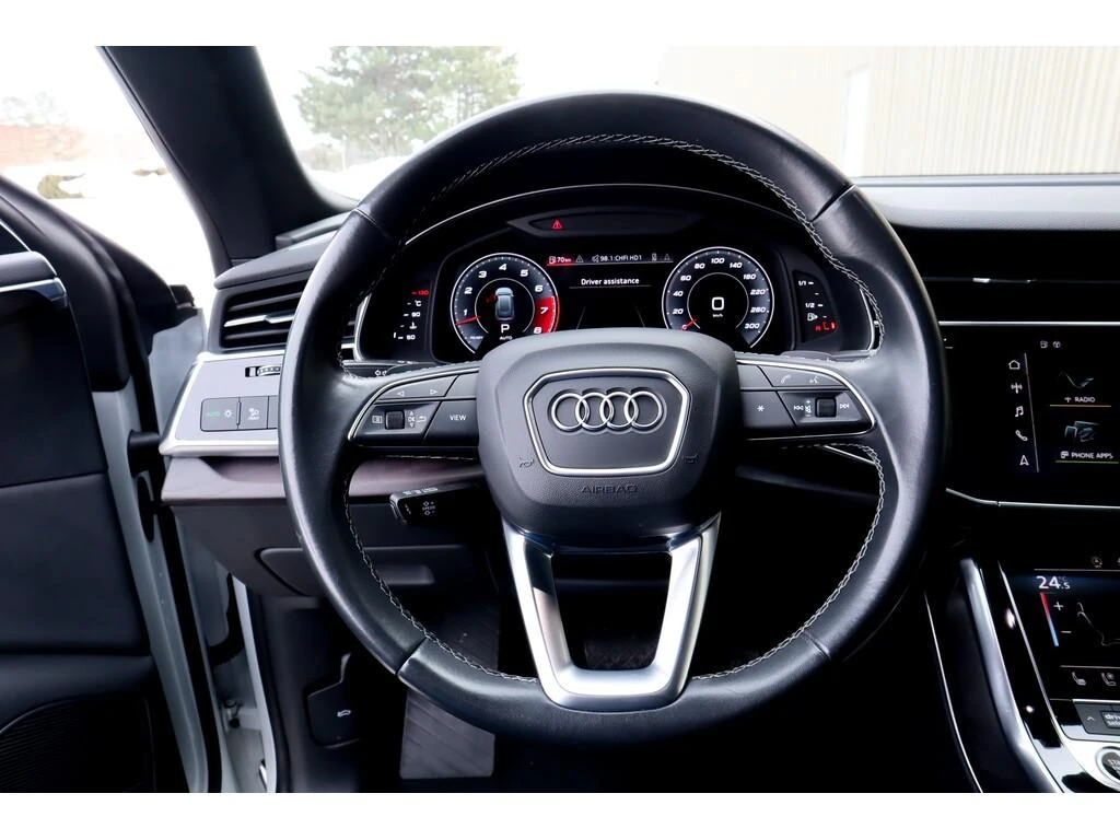 Audi Q8 SLine* Black Optic* B&O* 360* Пано* Обдух* Подгрев - изображение 8
