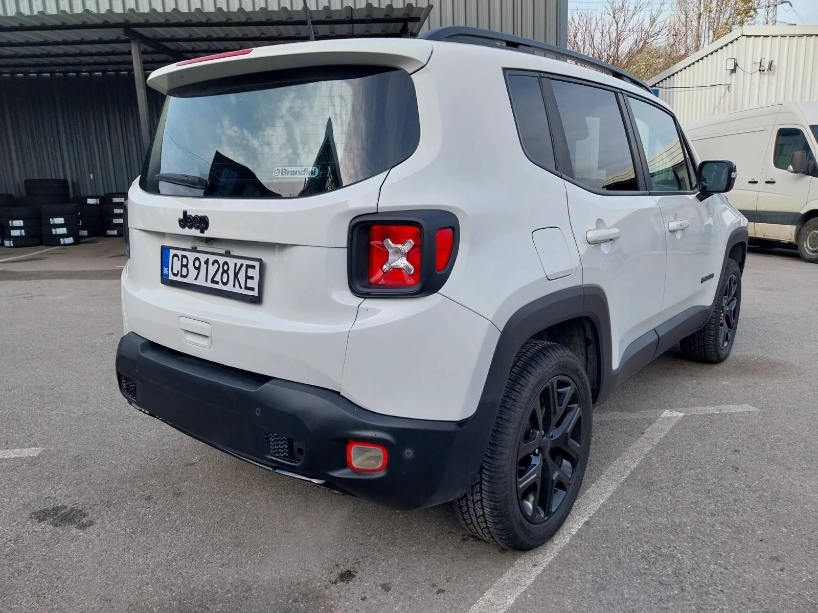 Jeep Renegade 1.3turbo* 180к.с.* 4x4* 50000km - изображение 5