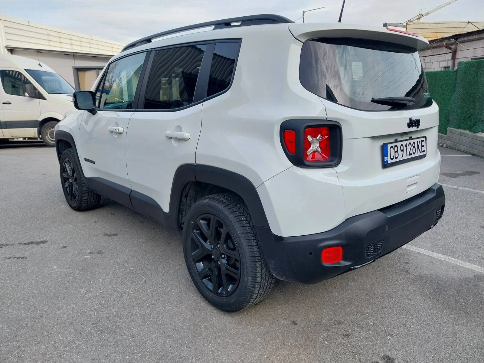 Jeep Renegade 1.3turbo* 180к.с.* 4x4* 50000km - изображение 3