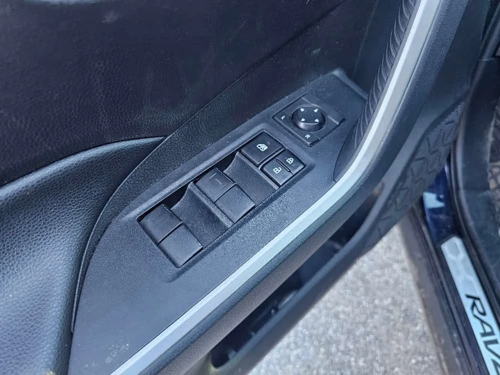 Toyota Rav4 * XLE * CARFAX * ��������� ����������� *  | Mobile.bg � ����������� 10