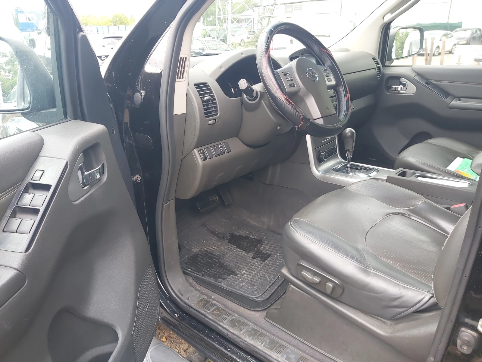 Nissan Navara 3.0 v 6, снимка 6 - Автомобили и джипове - 54748154